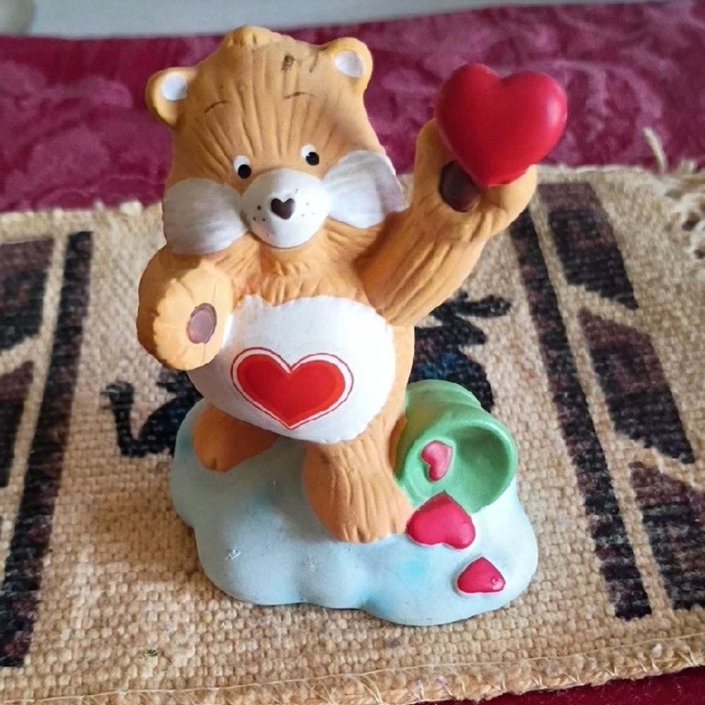 Tenderheart❤️Vintage 80's Care Bear 🐻 Porcelain Figure
